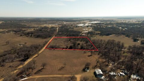 Land features on 6 acre property in Milam County Texas - image 10 of 26
